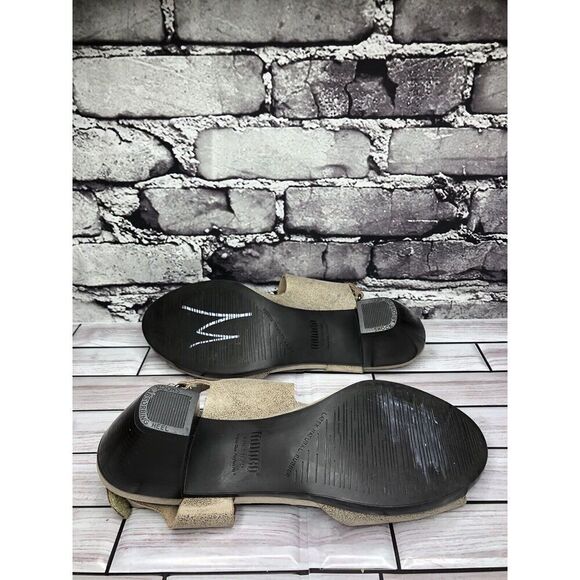 Munro American Taupe Shimmer Leather Strap  Casual Heels Women’s Sz 8.5M US/39EU - Picture 13 of 16